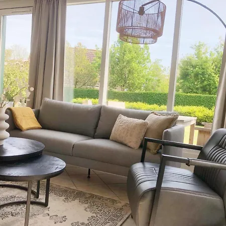 6 Op Recreatiepark De Wielen Appartement *