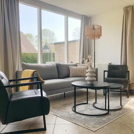 6 Op Recreatiepark De Wielen Appartement Sint Maarten