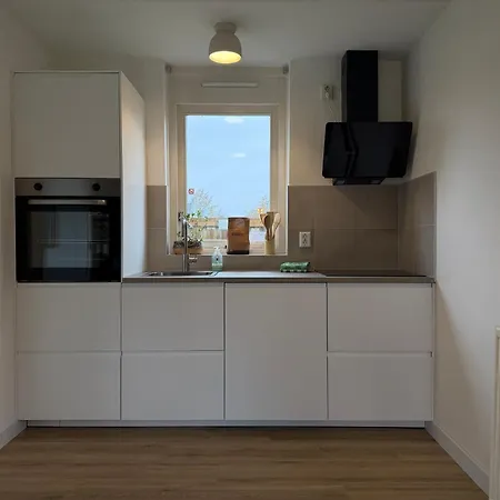 6 Op Recreatiepark De Wielen * Sint Maarten