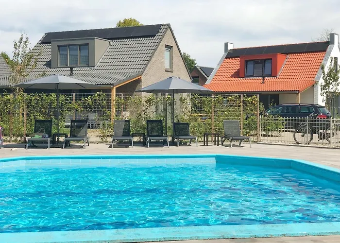 6 Op Recreatiepark De Wielen *