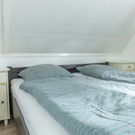 Apartment 6 Op Recreatiepark De Wielen
