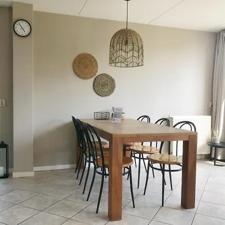 Apartment 6 Op Recreatiepark De Wielen